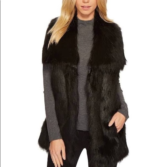 Black Faux Fur Vest - Picture 1 of 9